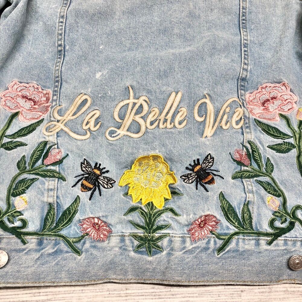 H& M La Belle Vie Jean denim Jacket distressed embroidered flower bees size 8 - Picture 9 of 12